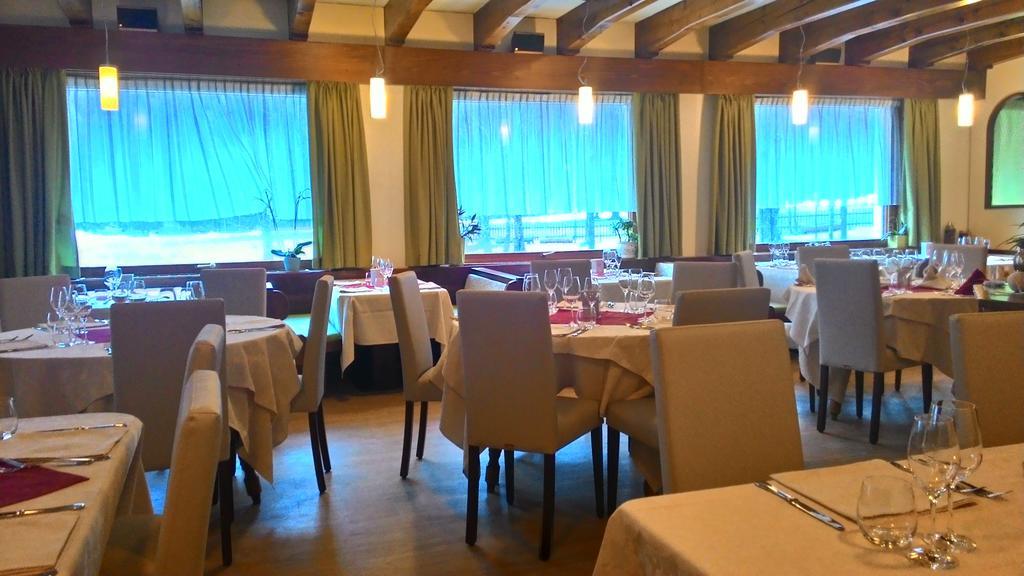 Hotel Stella Alpina Falcade Eksteriør bilde